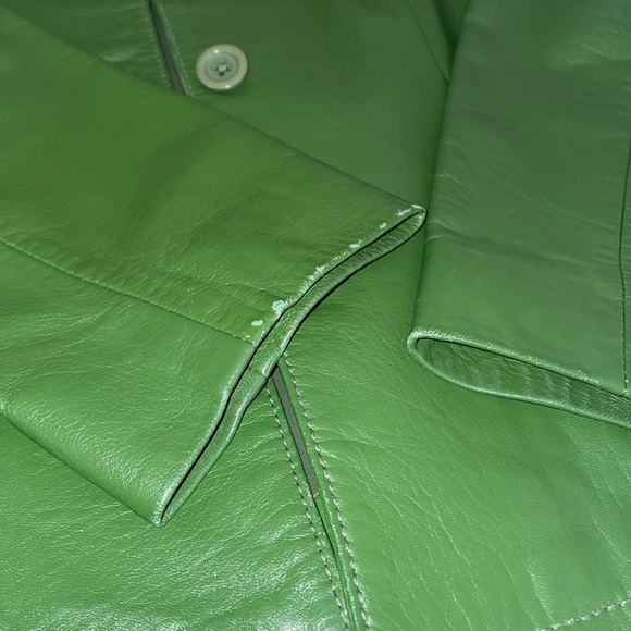 🌿 Green Faux Leather Jacket - Picture 7 of 8